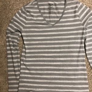 Women’s long sleeve shirt